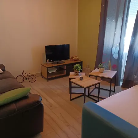 Appartement, La Route Des Grandes Alpes , 6 Couchages, Garage Pour Motards, Cyclistes, Possibilite De Supplementaires, Si De 6 Pers Apartmán Fourneaux (Savoie)