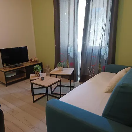 Apartmán Appartement, La Route Des Grandes Alpes , 6 Couchages, Garage Pour Motards, Cyclistes, Possibilite De Supplementaires, Si De 6 Pers *
