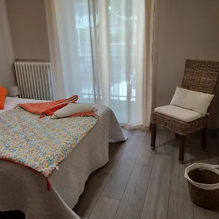 Appartement, La Route Des Grandes Alpes , 6 Couchages, Garage Pour Motards, Cyclistes, Possibilite De Supplementaires, Si De 6 Pers Fourneaux (Savoie)
